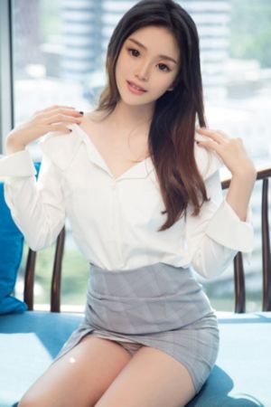 镜流口水流白色液体正常吗图片