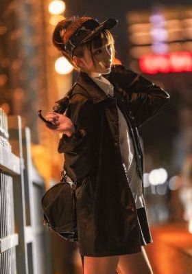 热情的邻居在线观看