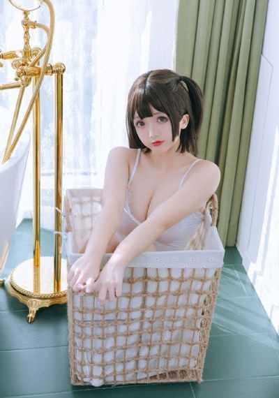 年轻的小婊
