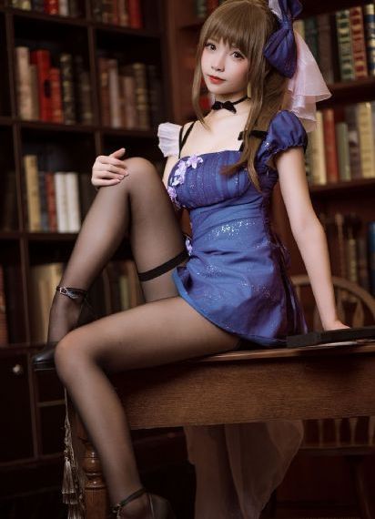 她美丽